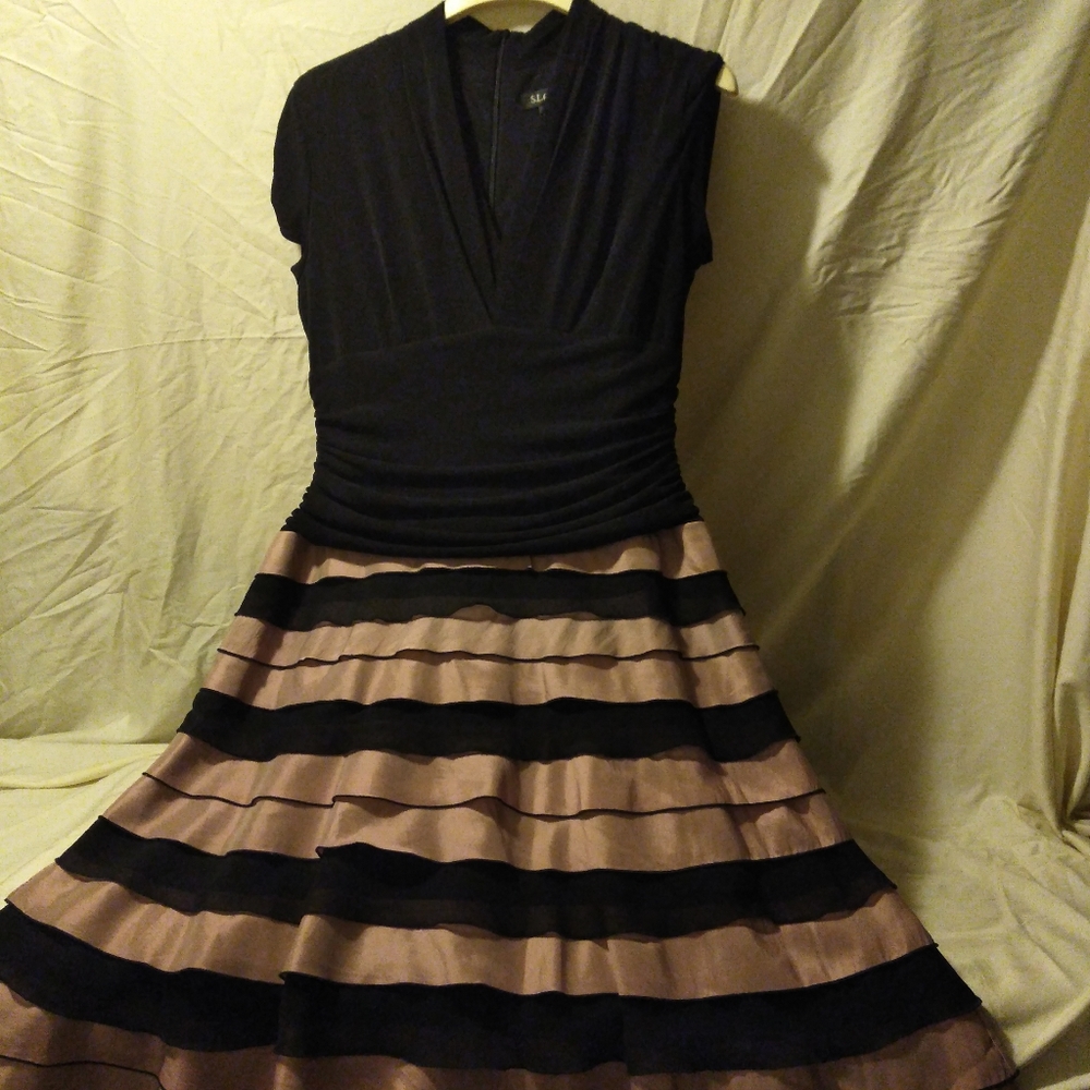 S.L. fashion dress
